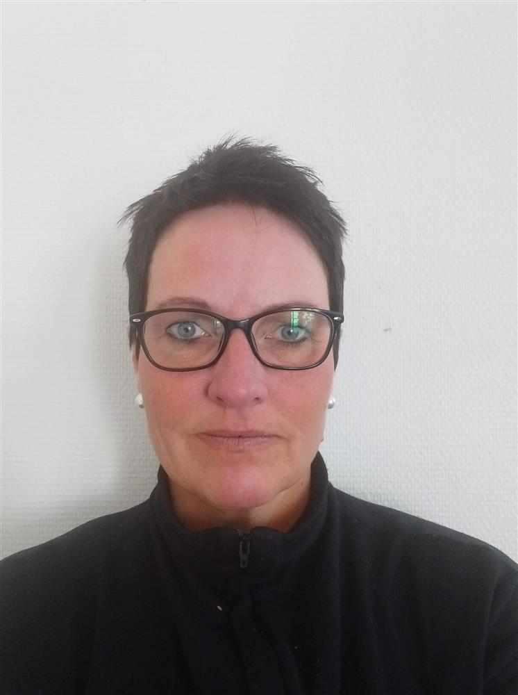 Tove Hansen, assistent - Klikk for stort bilde