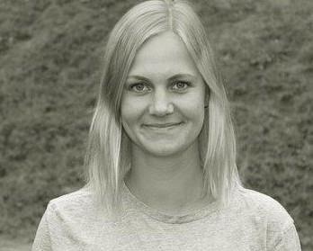 Aina, barne- og ungdomsarbeider - Klikk for stort bilde