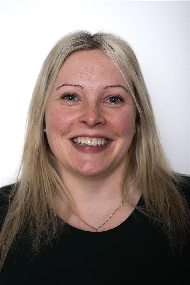 Ellen, styrer - Klikk for stort bilde