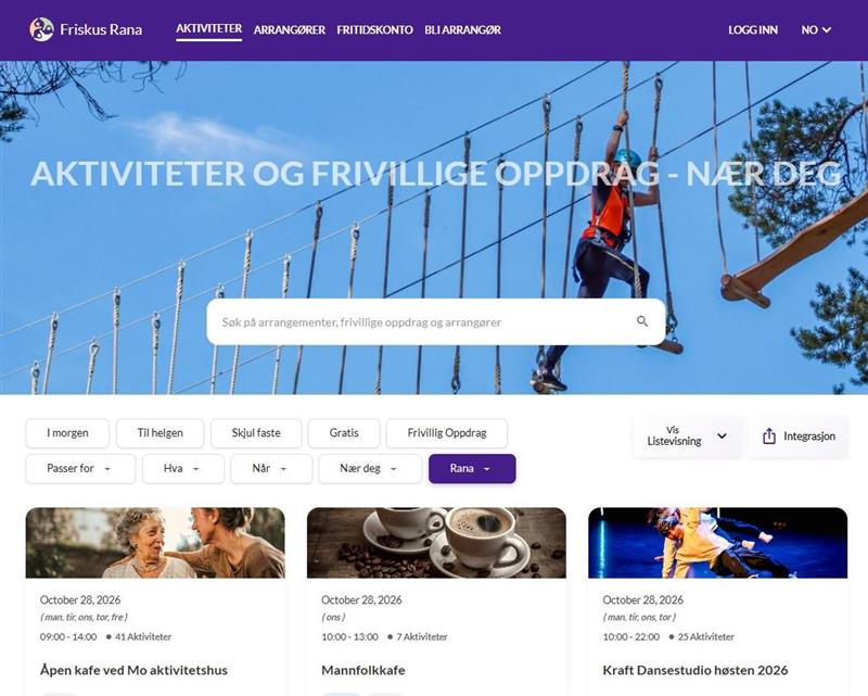 Bilde av en nettside med bilde av en person som går på en hengebro.  