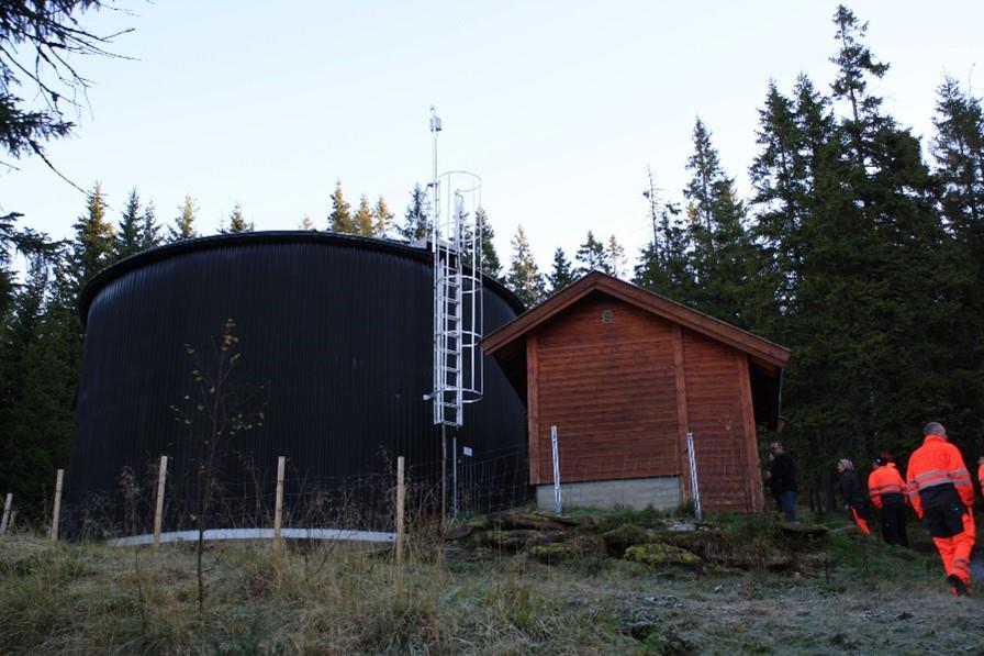 Bilde av Sør-Sjona/Utskarpen vannverk - Klikk for stort bilde